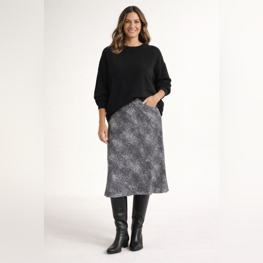 Carolina Belle Black and White Printed Midi Skirt